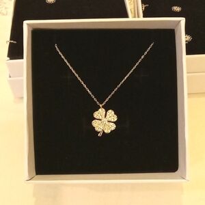 925 Sterling Silver Small Four Leaf Clover Necklace